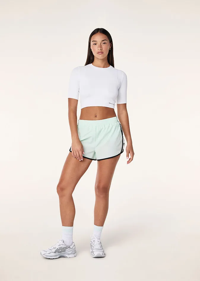 ActiveLite ELEMENTAL CROP TEE IN OPTIC WHITE PE Nation Women