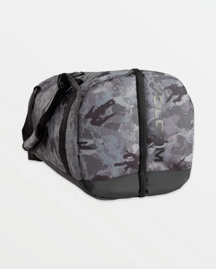Altitude Travel Duffel 8211 Grey Mens Volcom Bags and Backpacks
