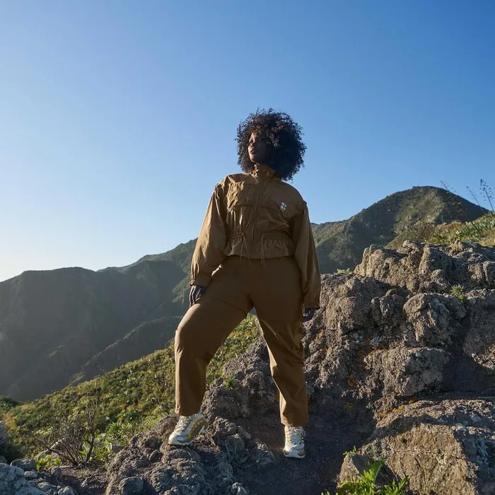 Ascend 2 In 1 Hiking Jacket X Sweaty Betty Antique Copper Women Merrell Tops Ascend 2 In 1 Hiking Jacket X Sweaty Betty Antique Copper Women Merrell Tops