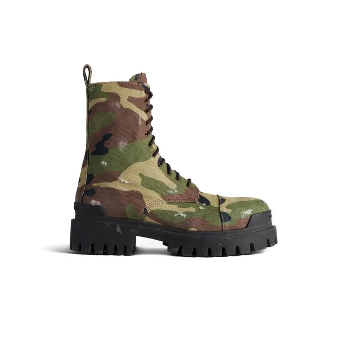 Balenciaga Boots and Derbies Men Men039s Strike 20mm Boot Camo Print In Dark Green Dark Green Balenciaga Boots and Derbies Men Men039s Strike 20mm Boot Camo Print In Dark Green Dark Green