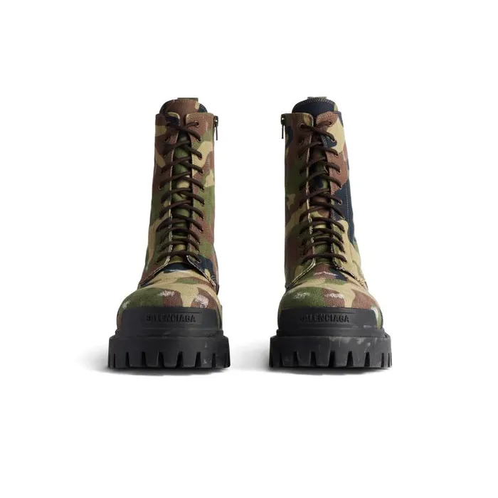 Balenciaga Boots and Derbies Men Men039s Strike 20mm Boot Camo Print In Dark Green Dark Green Balenciaga Boots and Derbies Men Men039s Strike 20mm Boot Camo Print In Dark Green Dark Green