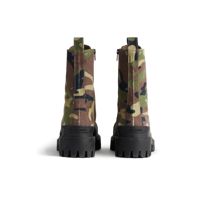 Balenciaga Boots and Derbies Men Men039s Strike 20mm Boot Camo Print In Dark Green Dark Green Balenciaga Boots and Derbies Men Men039s Strike 20mm Boot Camo Print In Dark Green Dark Green