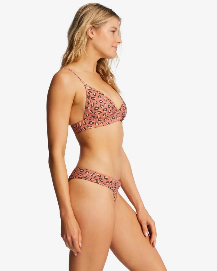 Billabong ADiv Skimpy Bikini Bottoms Kiss The Earth Womens Bikini Bottoms Billabong ADiv Skimpy Bikini Bottoms Kiss The Earth Womens Bikini Bottoms