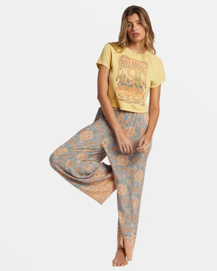 Billabong Feel The Heat TShirt Mellow Daze Womens Tops Billabong Feel The Heat TShirt Mellow Daze Womens Tops
