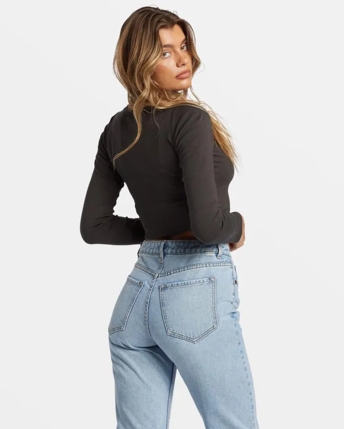 Billabong Stars In Your Eyes Long Sleeve Cropped Tshirt Off Black Womens Graphic Tees and Tanks Billabong Stars In Your Eyes Long Sleeve Cropped Tshirt Off Black Womens Graphic Tees and Tanks