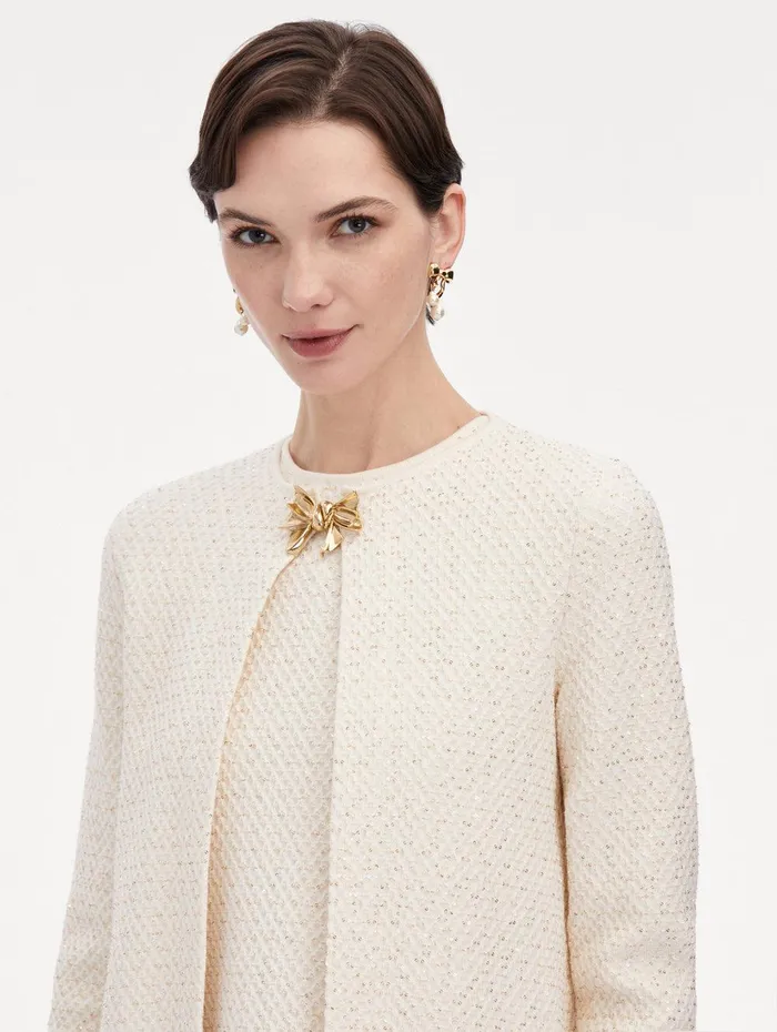 Bow Button Sequin Tweed Coat Ivory Gold Women Oscar De La Renta Jackets and Coats Bow Button Sequin Tweed Coat Ivory Gold Women Oscar De La Renta Jackets and Coats