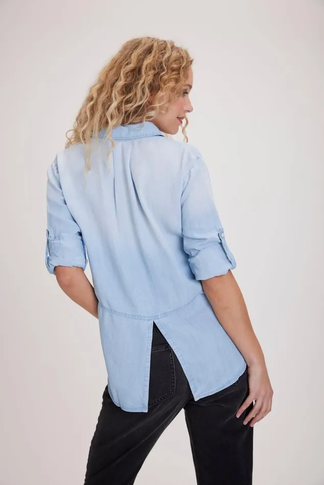 Button Down Women Bella Dahl Split Back Button Down 8211 Sunbleach Wash Button Down Women Bella Dahl Split Back Button Down 8211 Sunbleach Wash