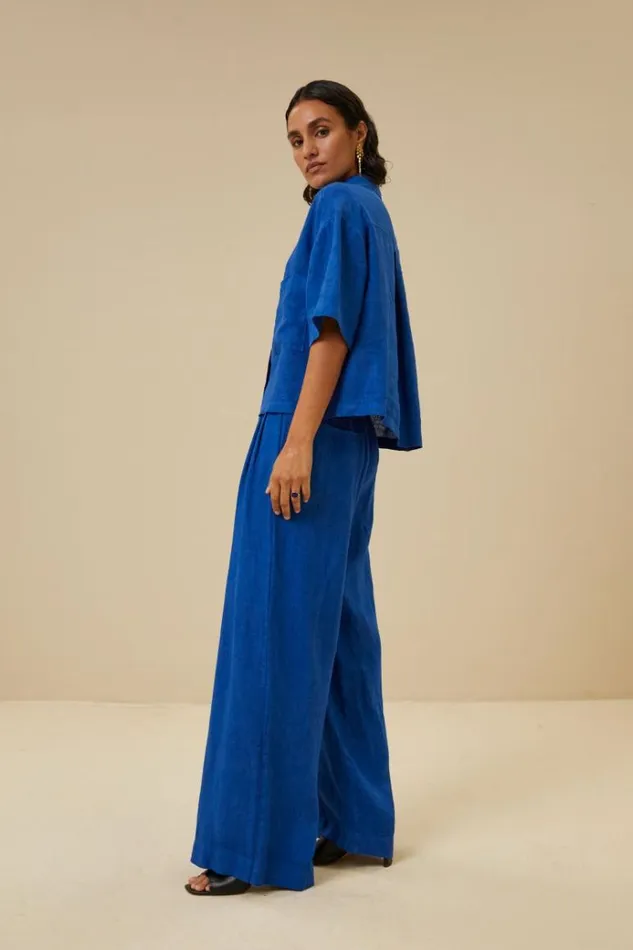 ByBar Blouses Vrouwelijk Cris Linen Blouse Kingsblue ByBar Blouses Vrouwelijk Cris Linen Blouse Kingsblue