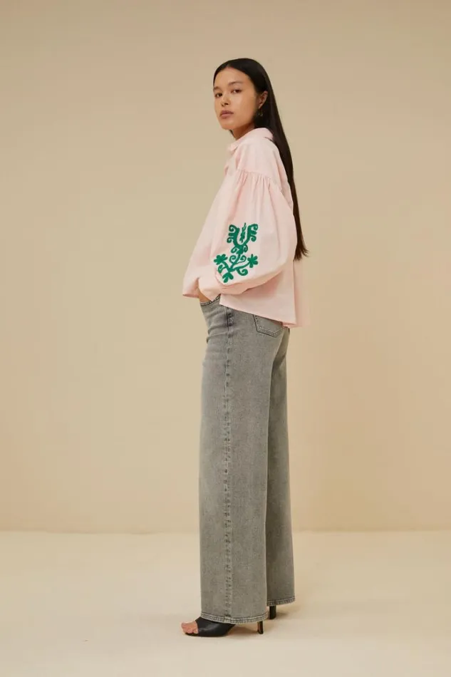 ByBar Blouses Vrouwelijk Sarah Short Chambray Blouse Light Pink ByBar Blouses Vrouwelijk Sarah Short Chambray Blouse Light Pink