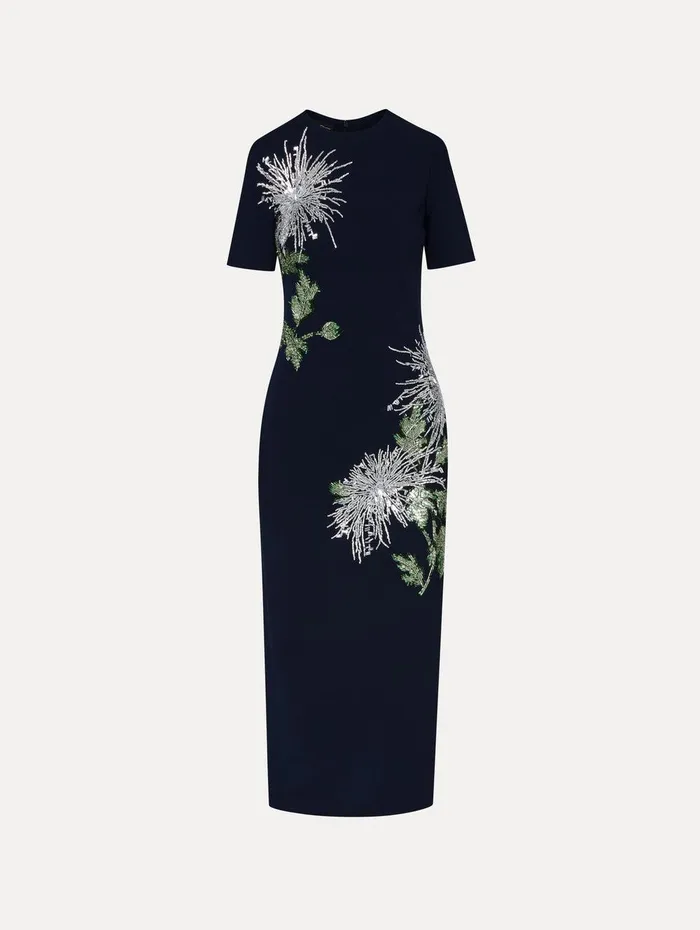 Chrysanthemum Crystal Embroidered Pencil Dress Navy Women Oscar De La Renta Dresses Chrysanthemum Crystal Embroidered Pencil Dress Navy Women Oscar De La Renta Dresses