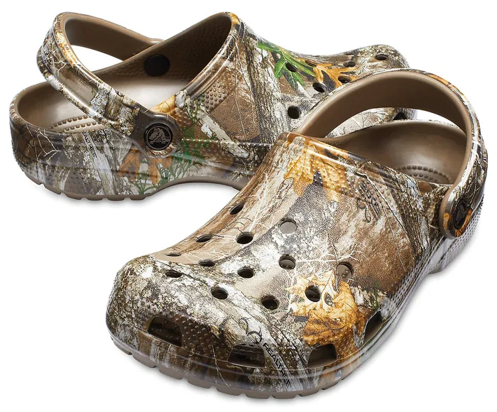 Classic Realtree Edge Clog Walnut WomenMen Clogs Crocs