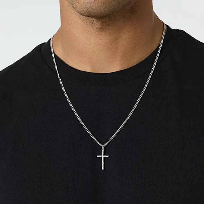 Closure London Textured Cross Pendant Necklace Silver Men Jewellery