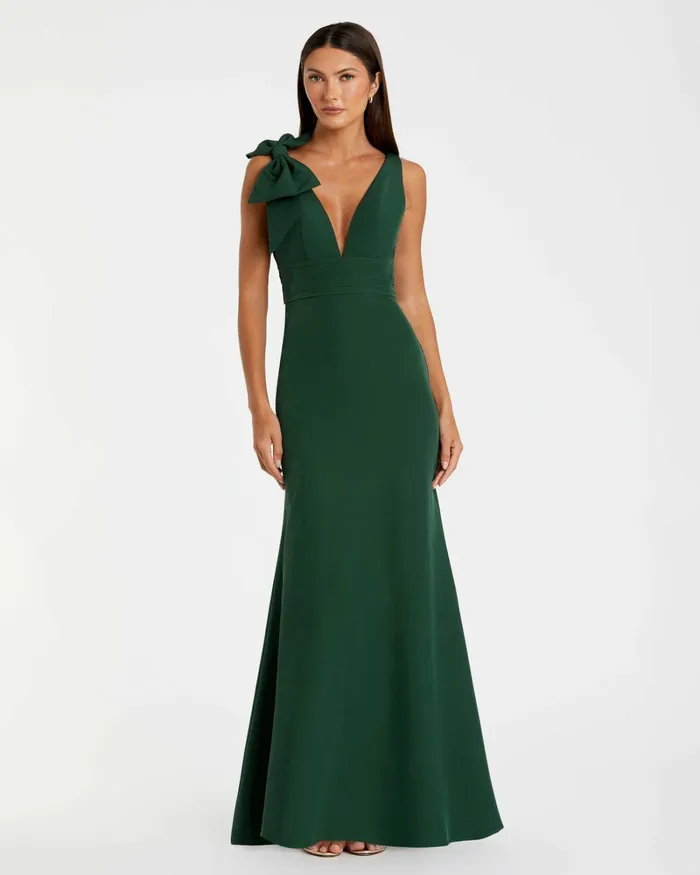 Dark Green Sleeveless V Neck Bow Detail Mermaid Gown Emerald Evening Gowns Mac Duggal Women Dark Green Sleeveless V Neck Bow Detail Mermaid Gown Emerald Evening Gowns Mac Duggal Women