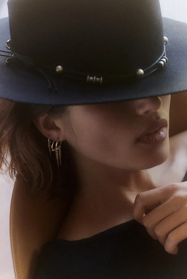 Earring Olivia Gold Women Baandsh Jewelry