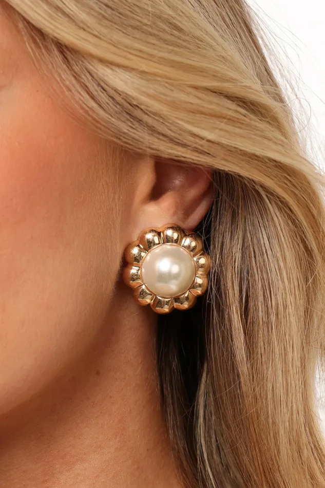 Earrings Women Petal and Pup Marjorie Pearl Earrings Gold