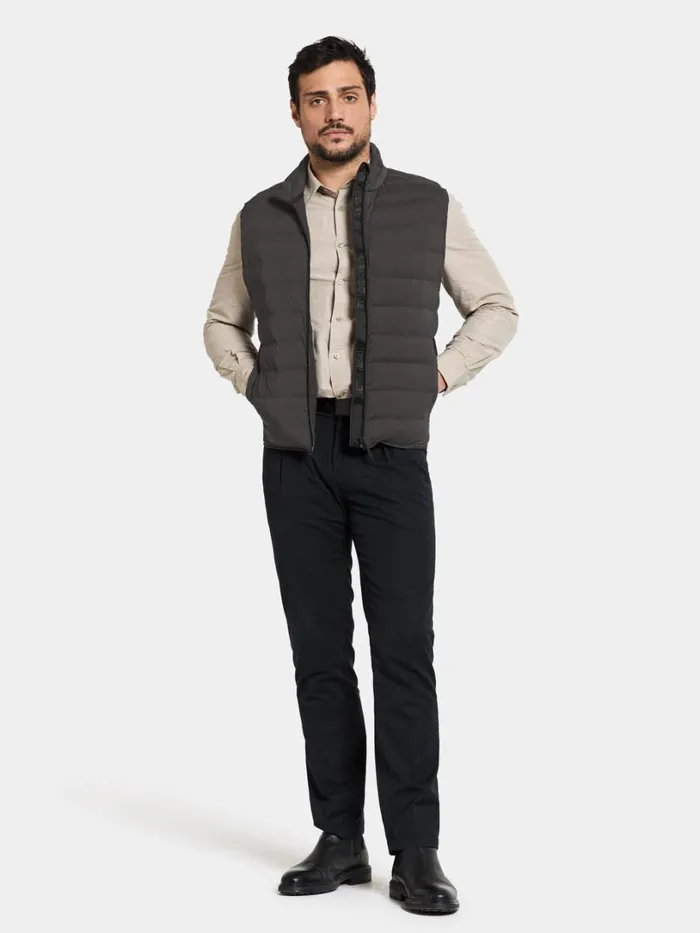 Egon Vest Black Men Didriksons Vests