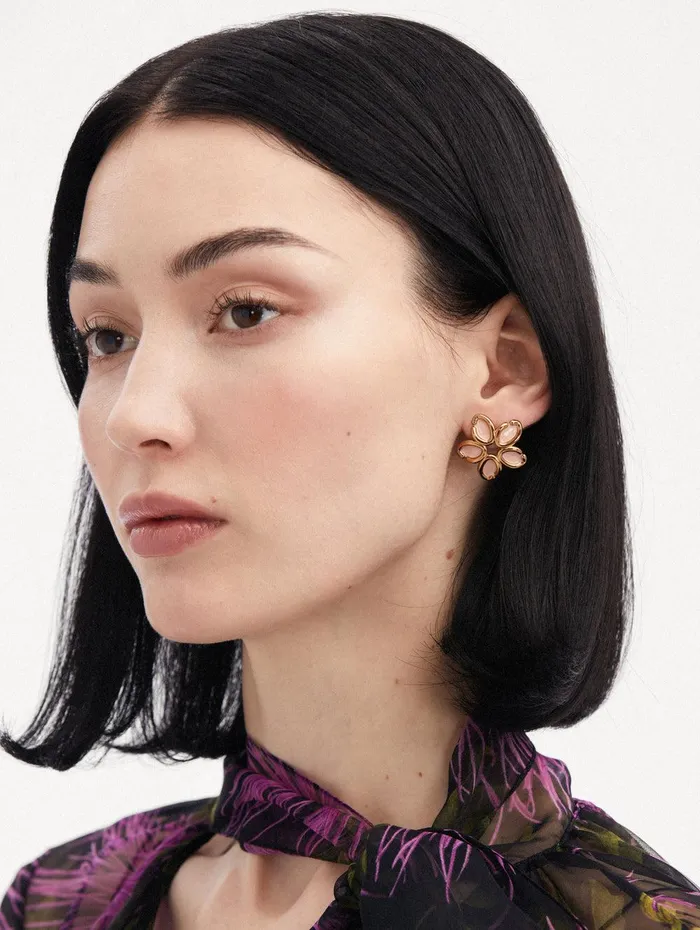Enamel O Flower Earrings Rose Women Oscar De La Renta Earrings Enamel O Flower Earrings Rose Women Oscar De La Renta Earrings
