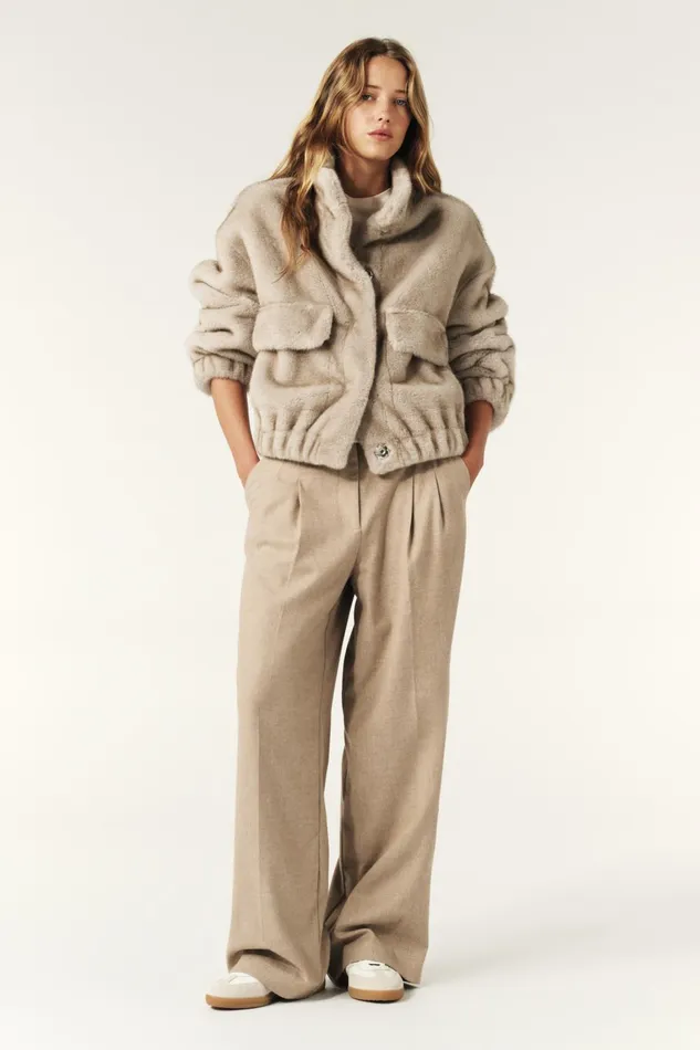 HighRise Pants Bedwin Beige Women Baandsh Pants and Jeans