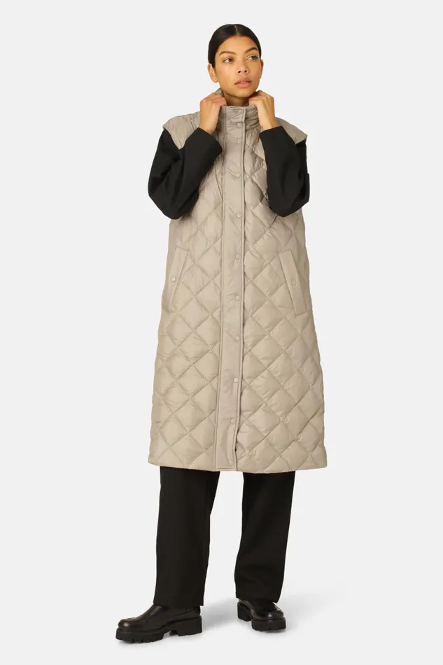 Ilse Jacobsen Long Down Vest 8211 Cobblestone Women Jackets And Coats