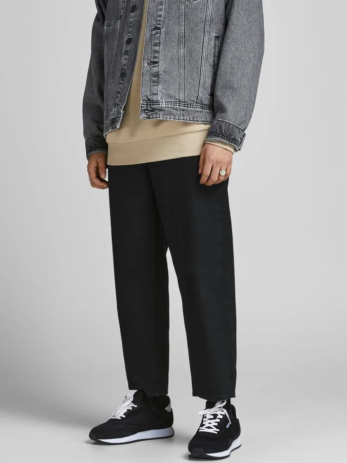 Jeans JACK and JONES Mens ROB ORIGINAL CJ 935 LOOSE FIT JEANS Black Black Denim Jeans JACK and JONES Mens ROB ORIGINAL CJ 935 LOOSE FIT JEANS Black Black Denim