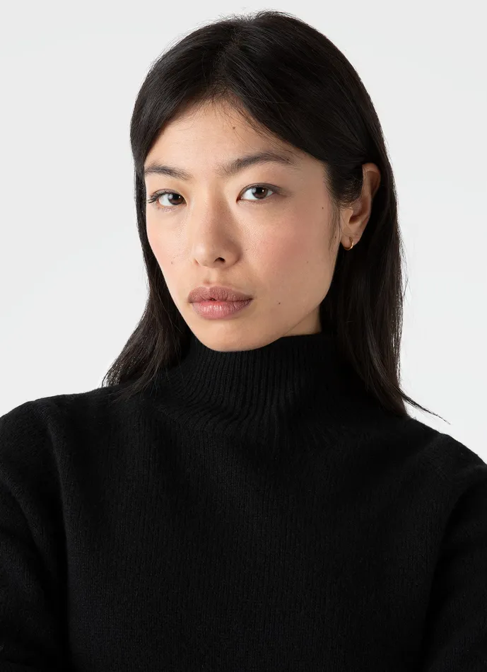 Lambswool Funnel Neck Jumper Black Knitwear ussunspel Women Lambswool Funnel Neck Jumper Black Knitwear ussunspel Women