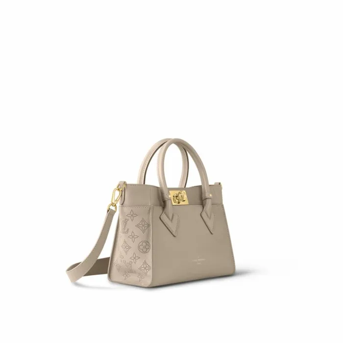 Louis Vuitton M20600 On My Side PM Galet Beige 8211 Louis Vuitton Handbag Store Women Louis Vuitton Shoulder and Totes Louis Vuitton M20600 On My Side PM Galet Beige 8211 Louis Vuitton Handbag Store Women Louis Vuitton Shoulder and Totes