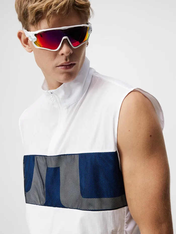 Men Dean Vest White JLindeberg Gilets Men Dean Vest White JLindeberg Gilets