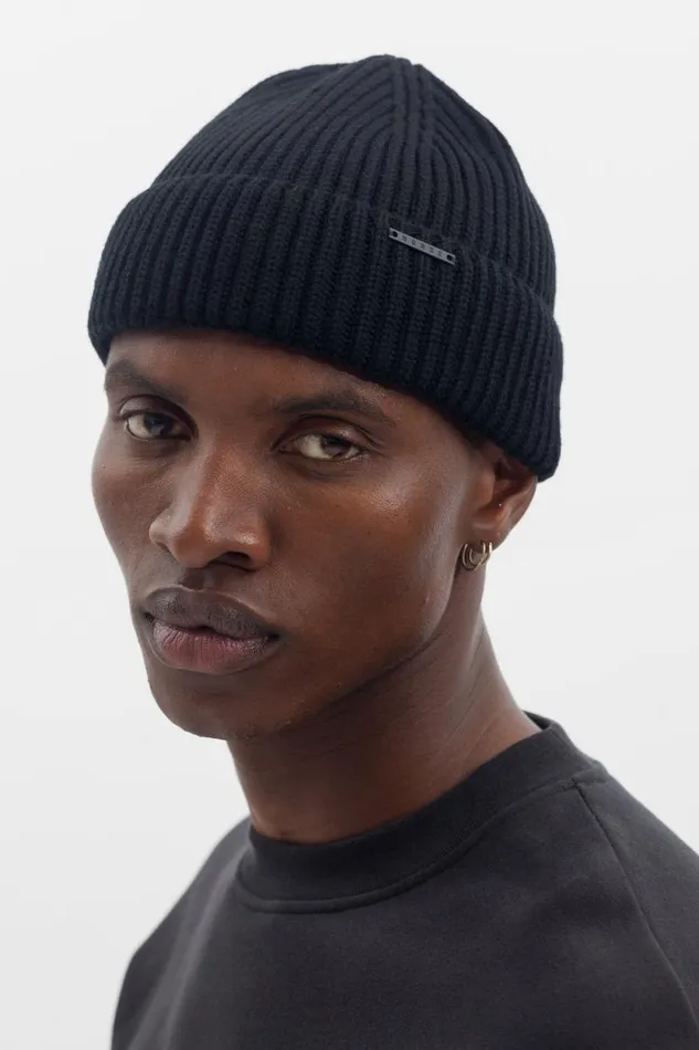 Men Fine Merino Rib Beanie Black Norse Projects Beanies