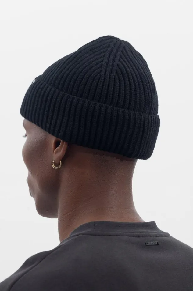 Men Fine Merino Rib Beanie Black Norse Projects Beanies