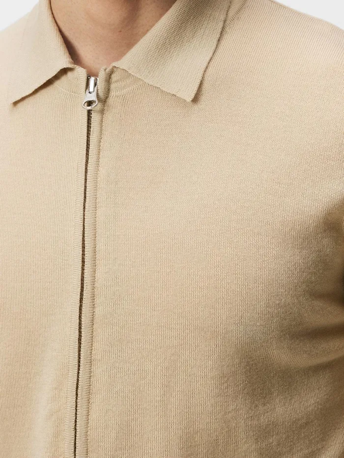 Men Nyle Merino Zip Cardigan Safari Beige JLindeberg Knitwear Men Nyle Merino Zip Cardigan Safari Beige JLindeberg Knitwear