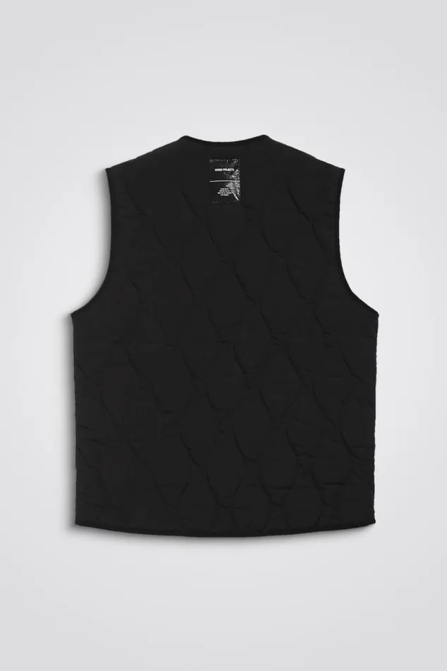 Men Peter Waxed Nylon Insulated Vest Black Norse Projects Outerwear