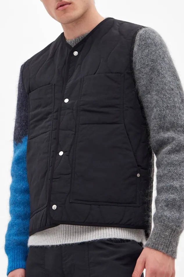 Men Peter Waxed Nylon Insulated Vest Black Norse Projects Outerwear