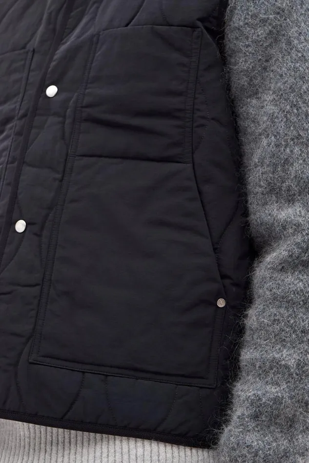 Men Peter Waxed Nylon Insulated Vest Black Norse Projects Outerwear