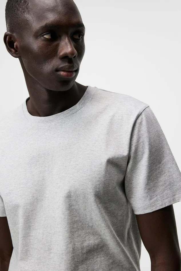 Men Sid Basic Cotton Tee Light Grey Melange JLindeberg Tshirts Men Sid Basic Cotton Tee Light Grey Melange JLindeberg Tshirts