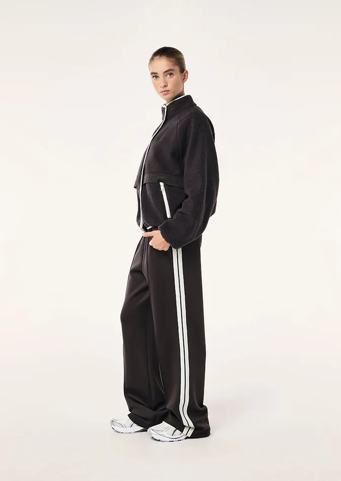 Pants PRELUDE TRACKPANT IN LICORICE 8211 PE Nation Women