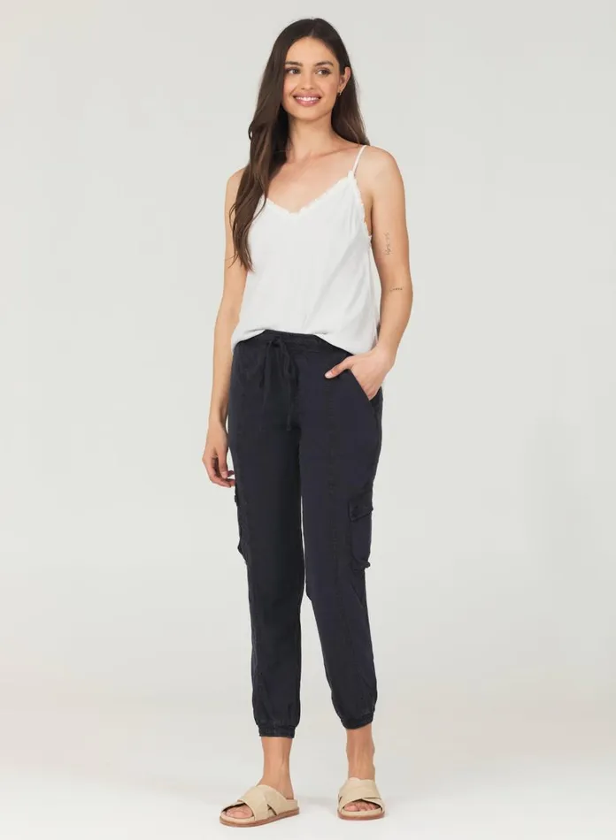Pants Women Bella Dahl Cargo Track Pants 8211 Black Pants Women Bella Dahl Cargo Track Pants 8211 Black
