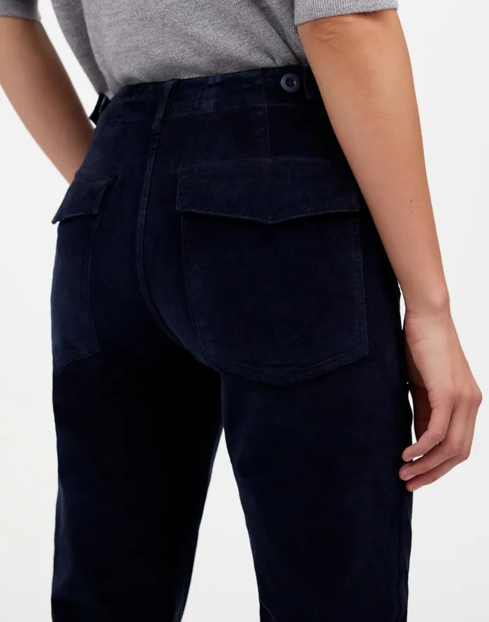 Pants Women Madewell The Slim Straight Utility Pant In Garment Dye Corduroy Classic Navy