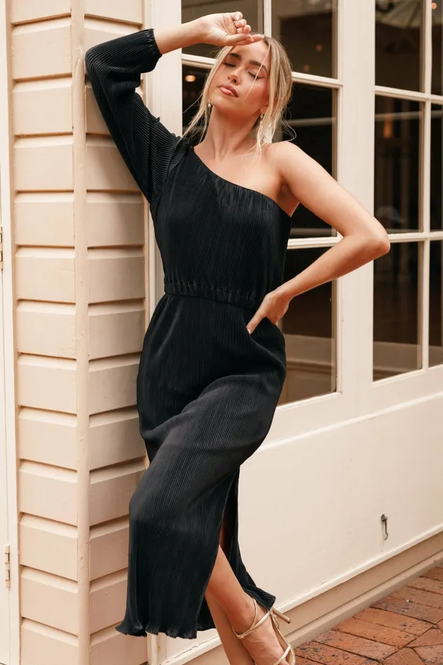 Petal and Pup Pontee One Shoulder Pleated Midi Dress Black Women Long Sleeve Dresses Petal and Pup Pontee One Shoulder Pleated Midi Dress Black Women Long Sleeve Dresses