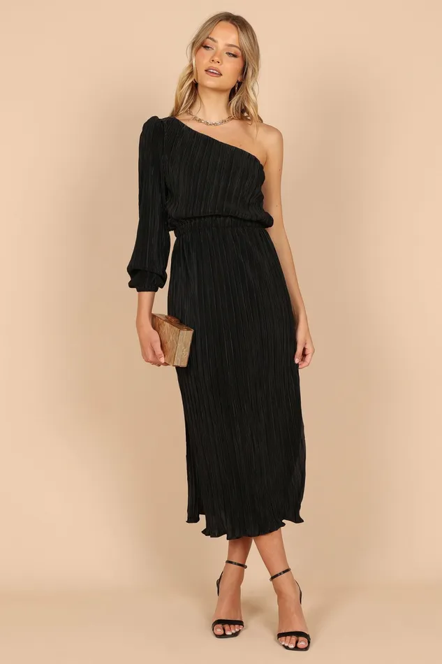 Petal and Pup Pontee One Shoulder Pleated Midi Dress Black Women Long Sleeve Dresses