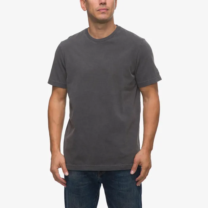 Reef Marte Short Sleeve Tee Pirate Blk Men Shirts and TShirts Reef Marte Short Sleeve Tee Pirate Blk Men Shirts and TShirts