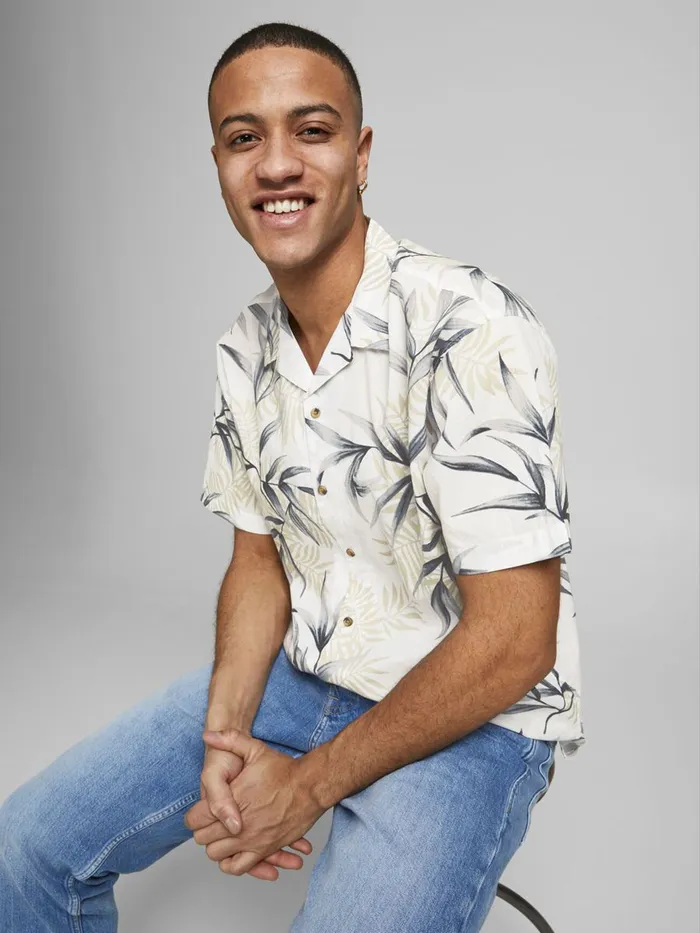 Shirts JACK and JONES Mens FLOWER PRINTED SHORT SLEEVED SHIRT Beige Cloud Dancer Gift for Friend