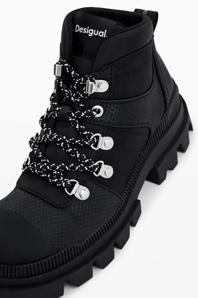 Shoes Women Desigual Track Boot Black