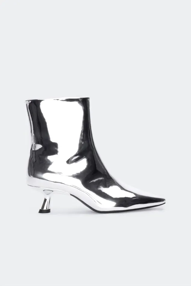 Simon Miller Boots Women Chrome Kuki Boot In Silver