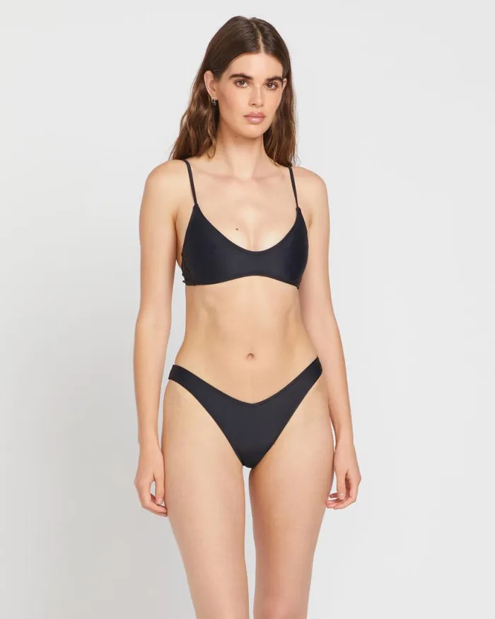 Simply Solid Crop Bikini Top 8211 Black Womens Volcom Bikinis