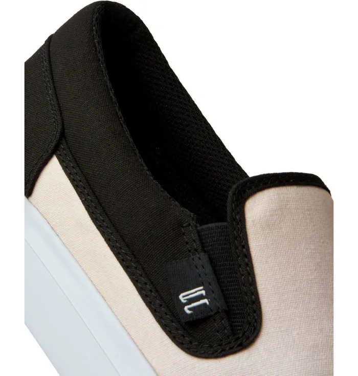 Sneakers Men Star Wars DC Manual SlipOn Shoes tan DC Shoes