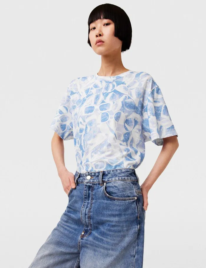 Stella McCartney Shirts And Tops Women Sunglasses Print Boxy TShirt Multicolor 1 Stella McCartney Shirts And Tops Women Sunglasses Print Boxy TShirt Multicolor 1