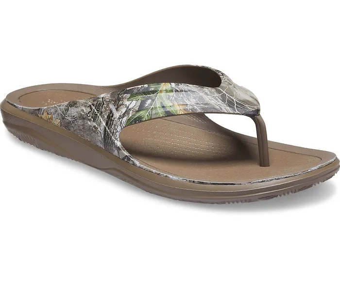Swiftwater Realtree Edge Wave Flip Walnut Sandals Crocs Men