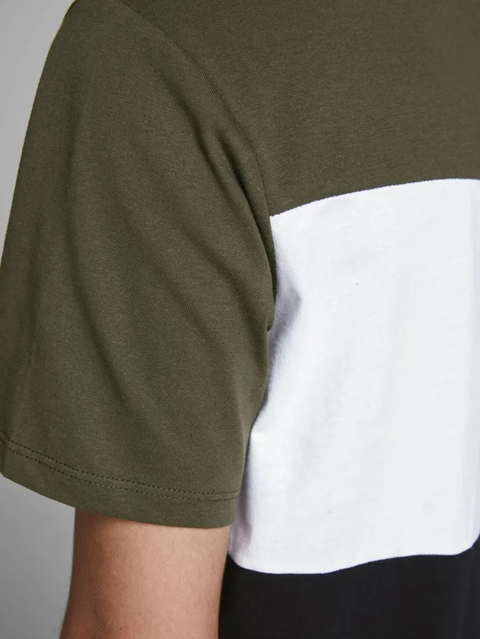 Tshirts JACK and JONES Mens COLOUR BLOCK LOGO TSHIRT Green Forest Night Online