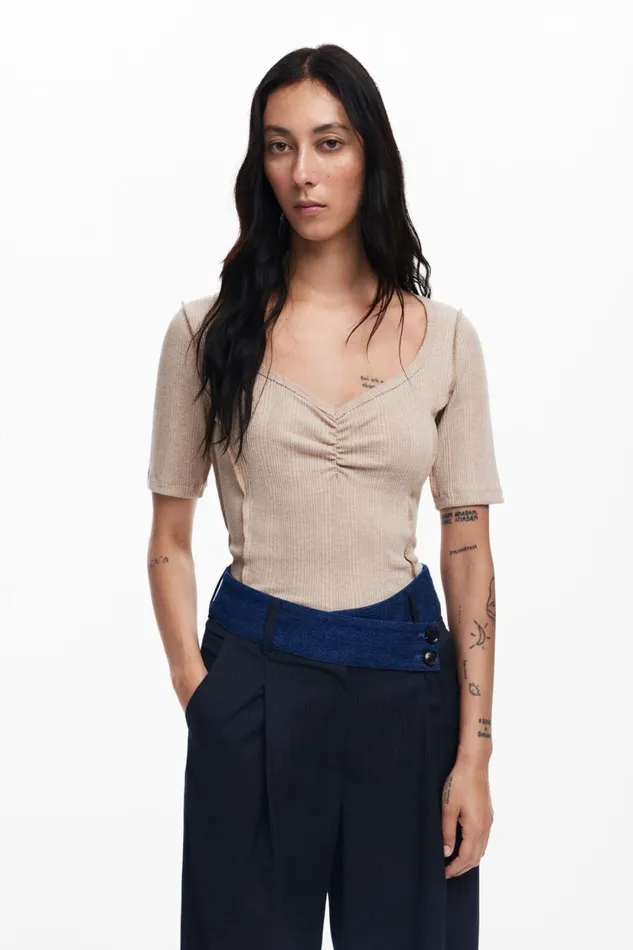TShirts Women Desigual Ruched Neckline Tshirt White
