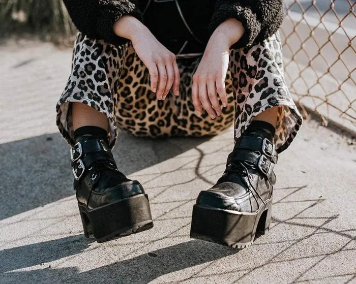 TUK Shoes Platforms Women Black 2Buckle Distressed Faux Leather Vegan Nosebleed Boots TUK Shoes Platforms Women Black 2Buckle Distressed Faux Leather Vegan Nosebleed Boots